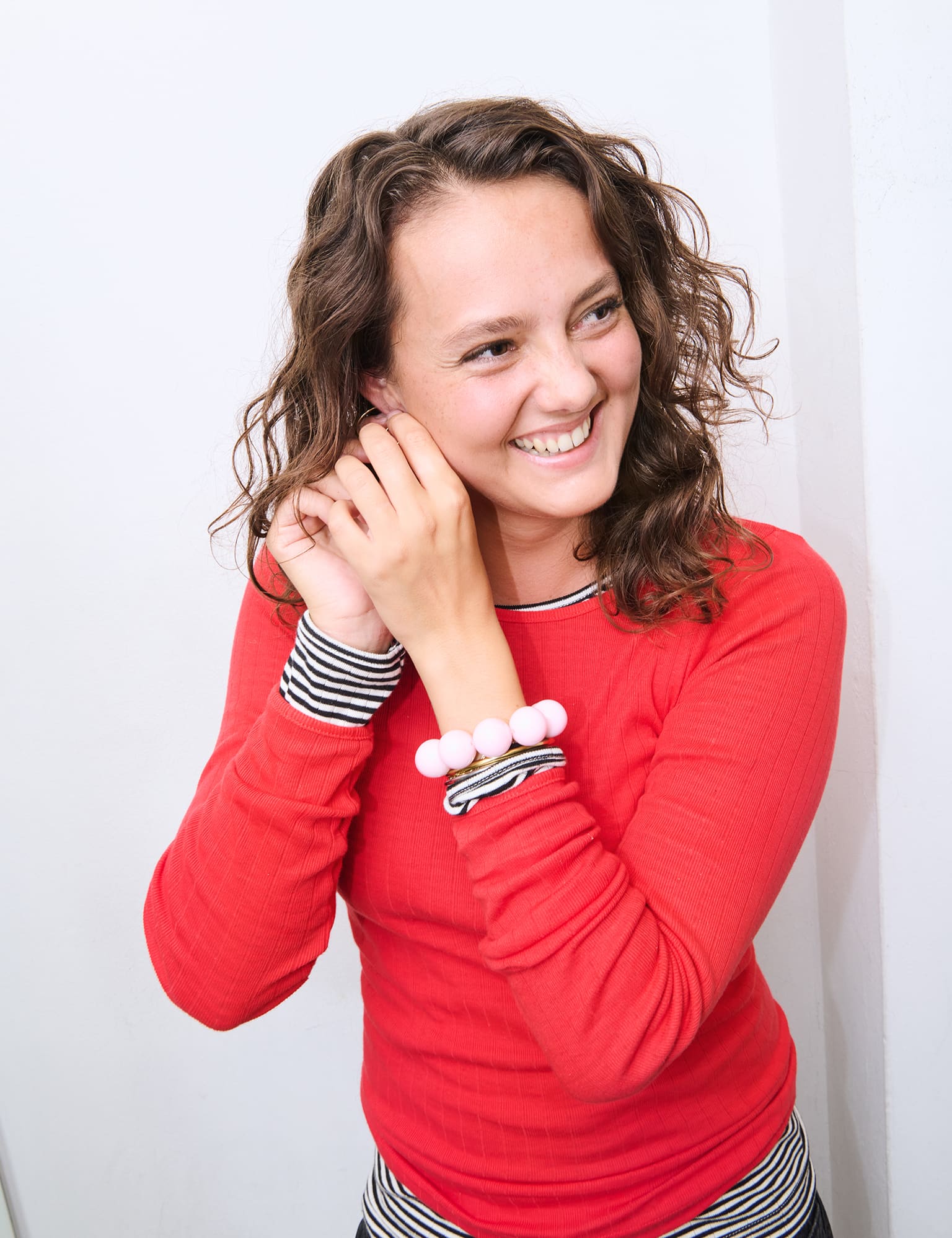 101 Solid Colour, Red - Image 4