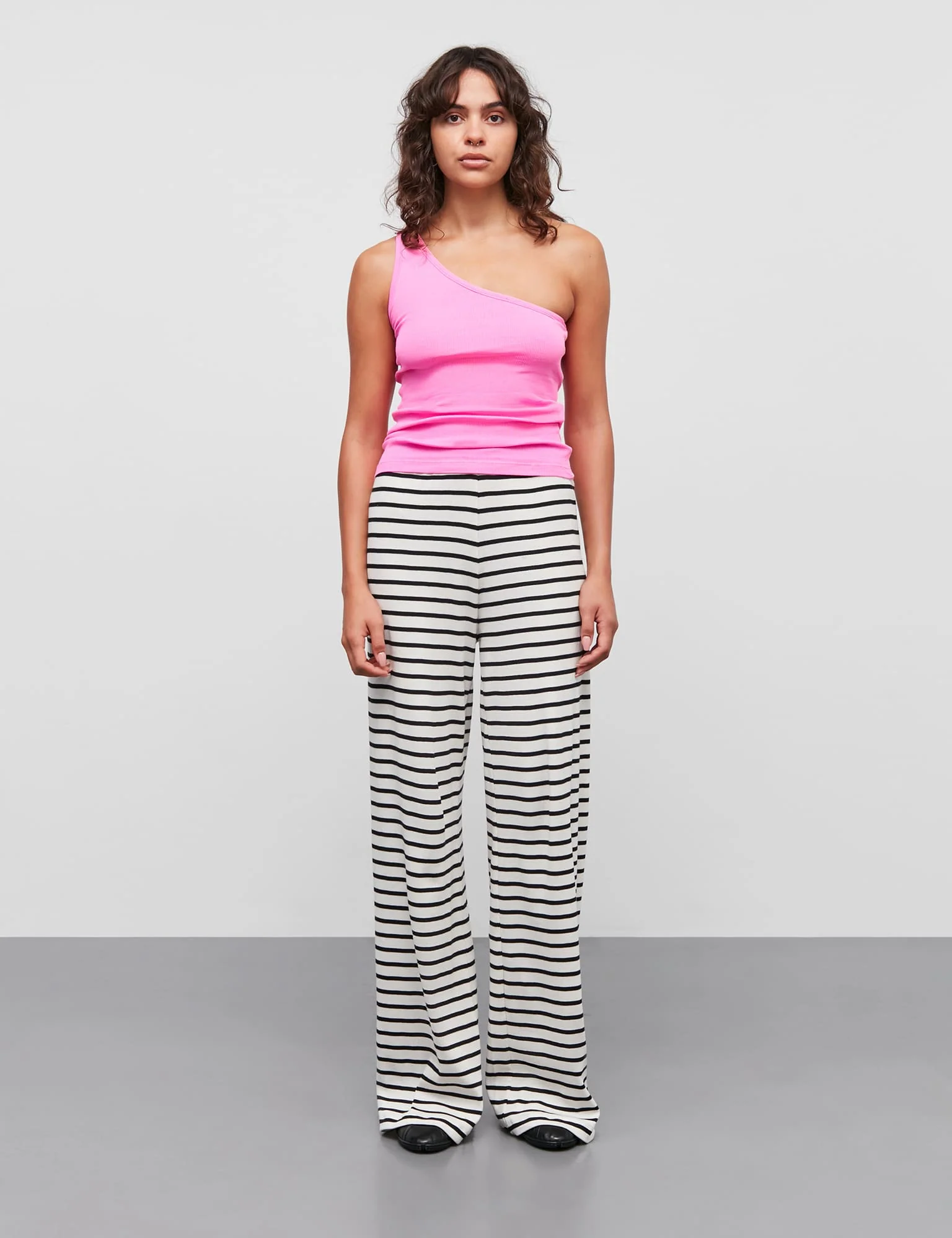 2x2 Neon Kitty Top, Knockout Pink - Image 2