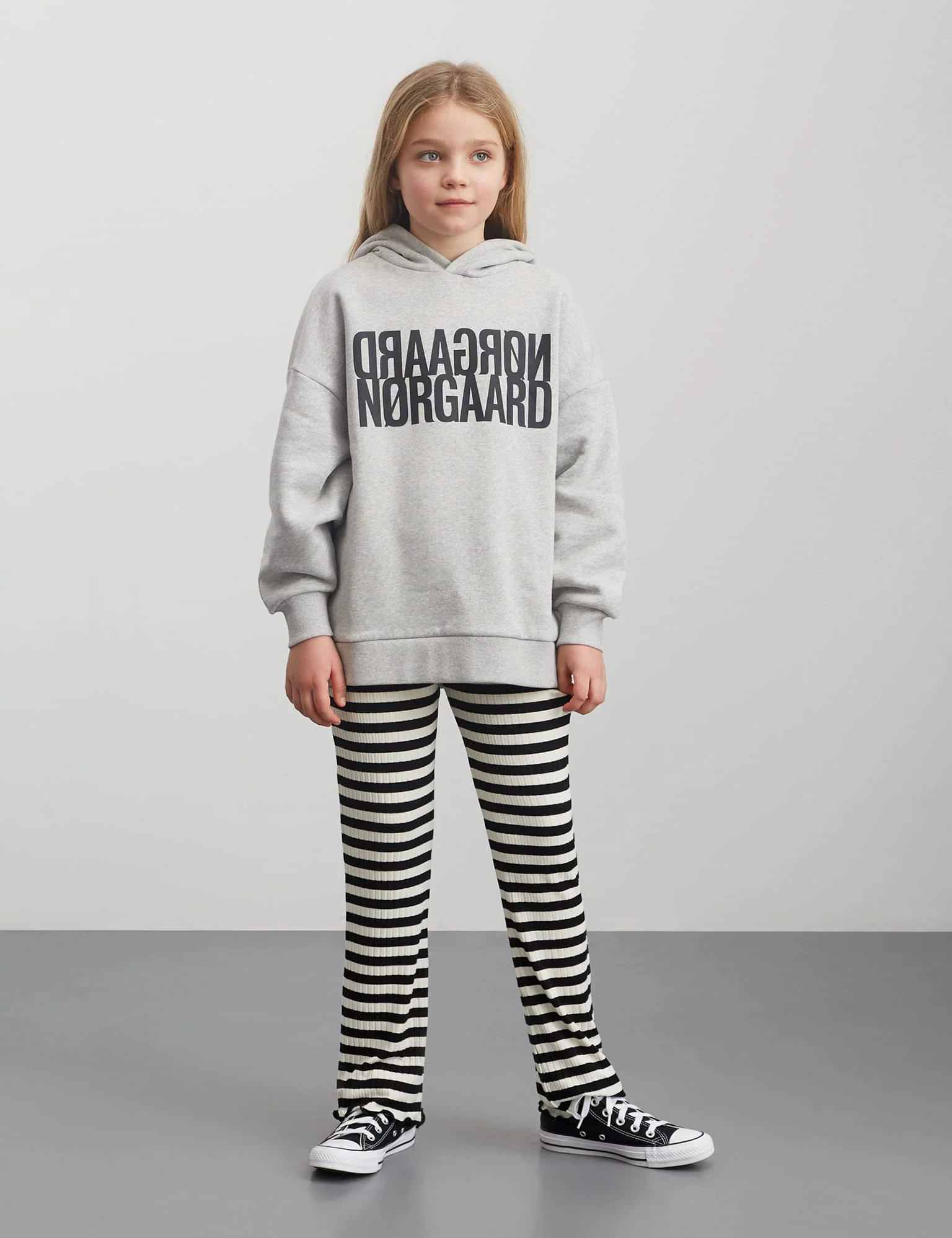 5x5 Classic Stripe Lala Leggings, Black/Vanilla Ice - Image 2