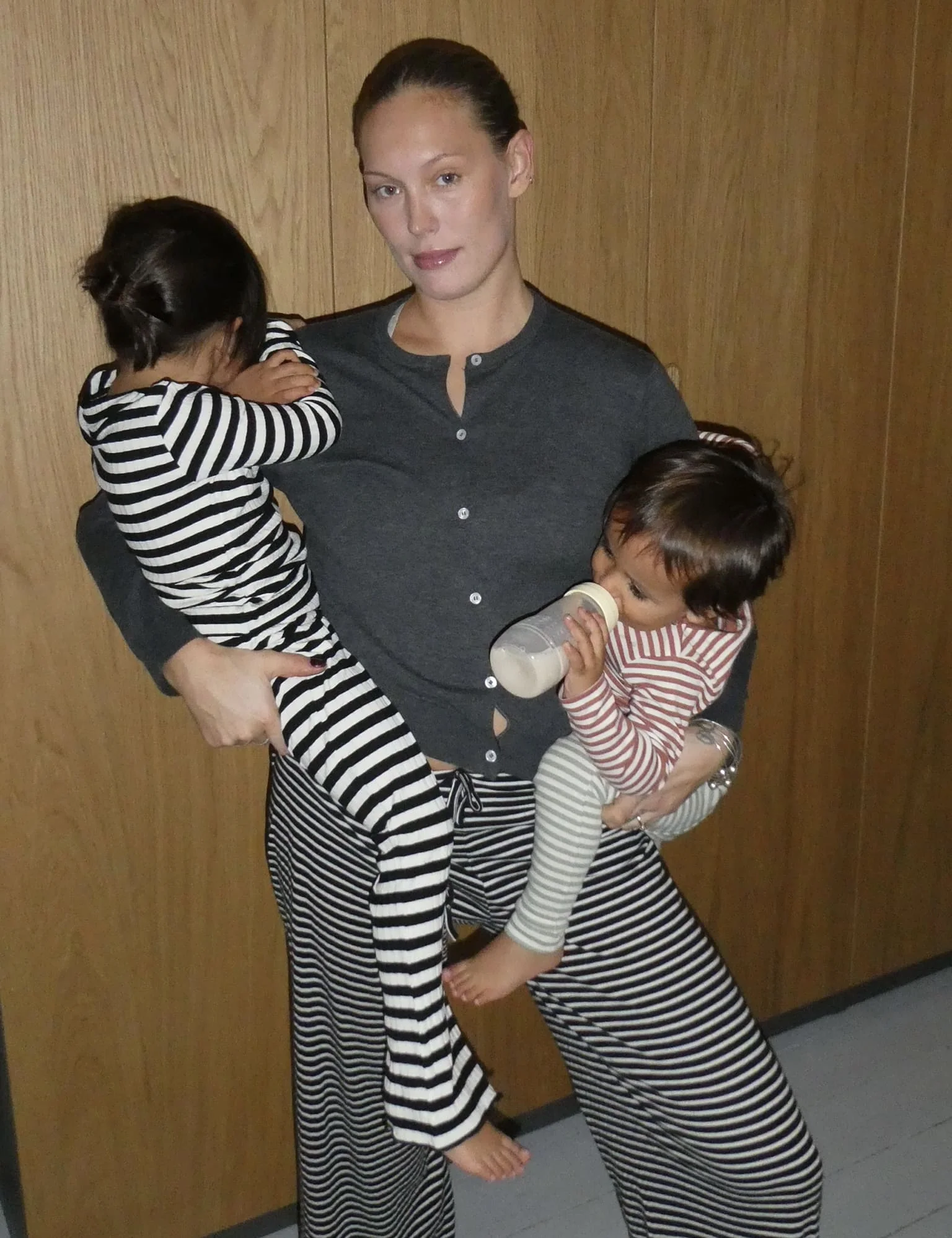 5x5 Classic Stripe Lala Leggings, Black/Vanilla Ice - Image 5