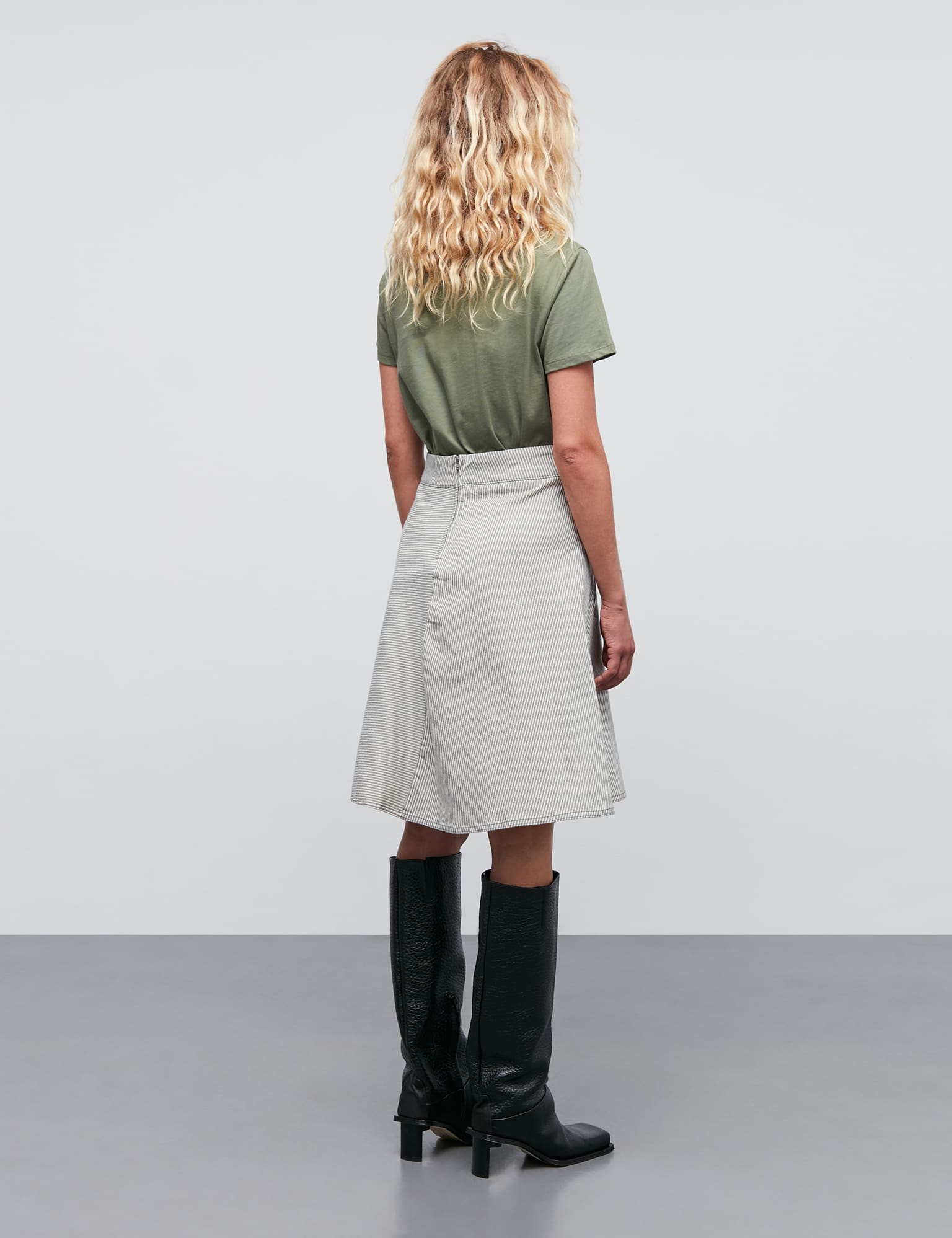 Bromi Stelly Skirt, Four Leaf Clover/Whitecap Grey - Image 4