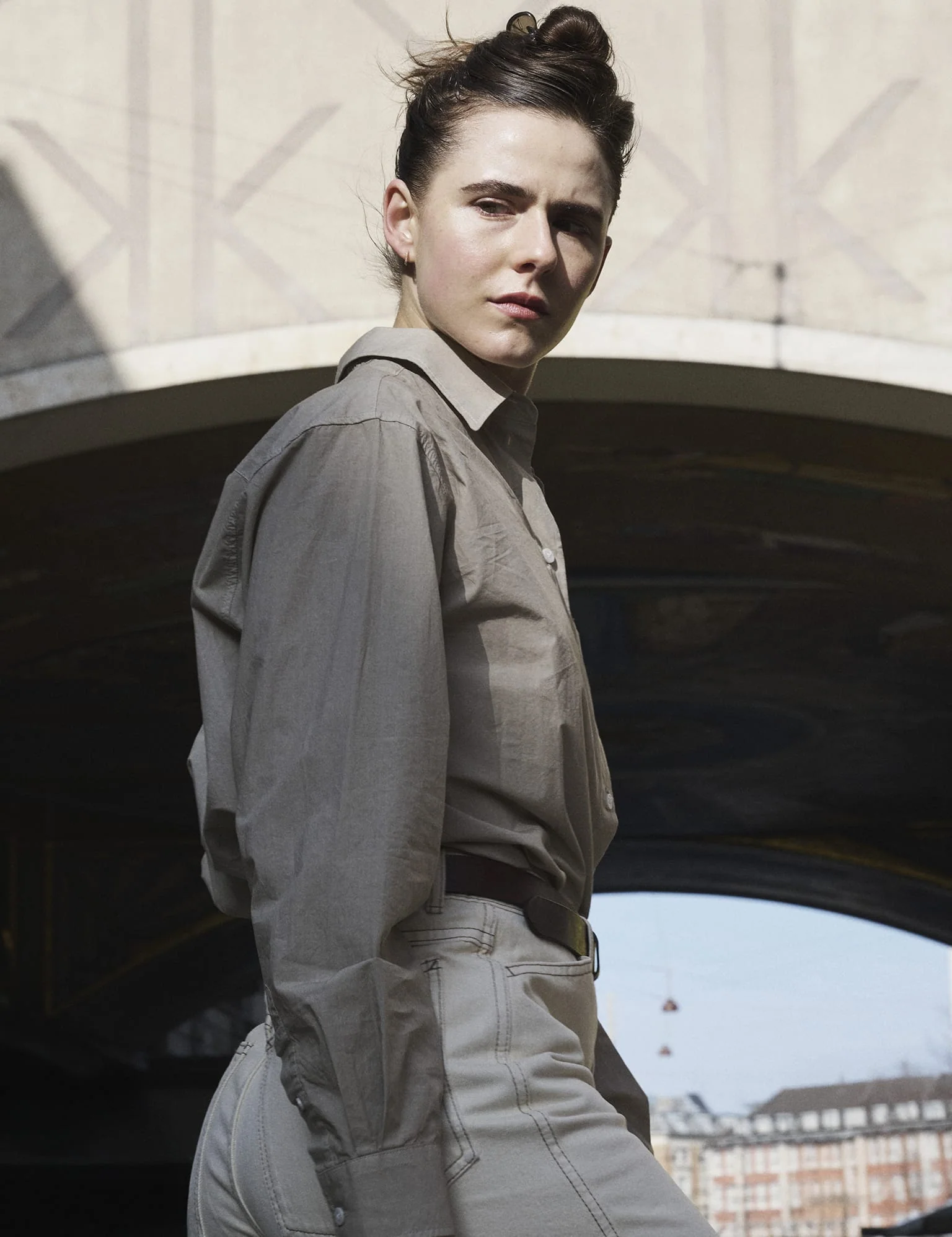 Crispy Poplin Carol Shirt, Plaza Taupe - Image 2