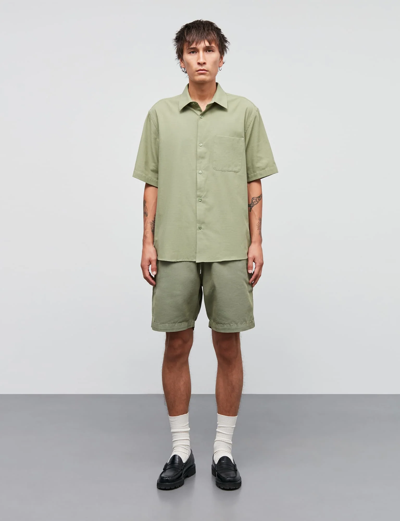 Grida Cotton Victor Shirt SS, Oil Green - Image 2