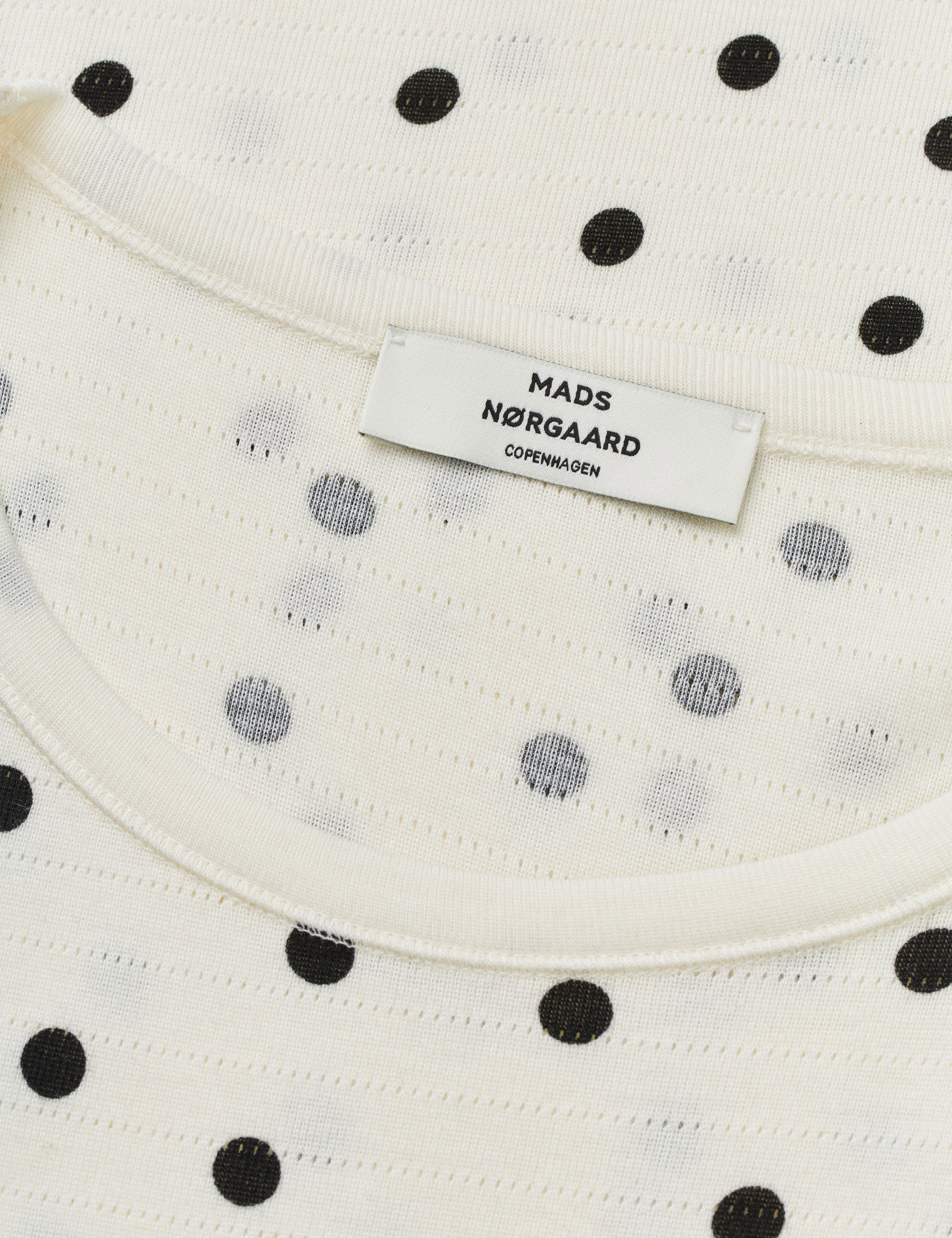 Pointella Trixy Tee AOP, Dot AOP Vanilla Ice - Image 3