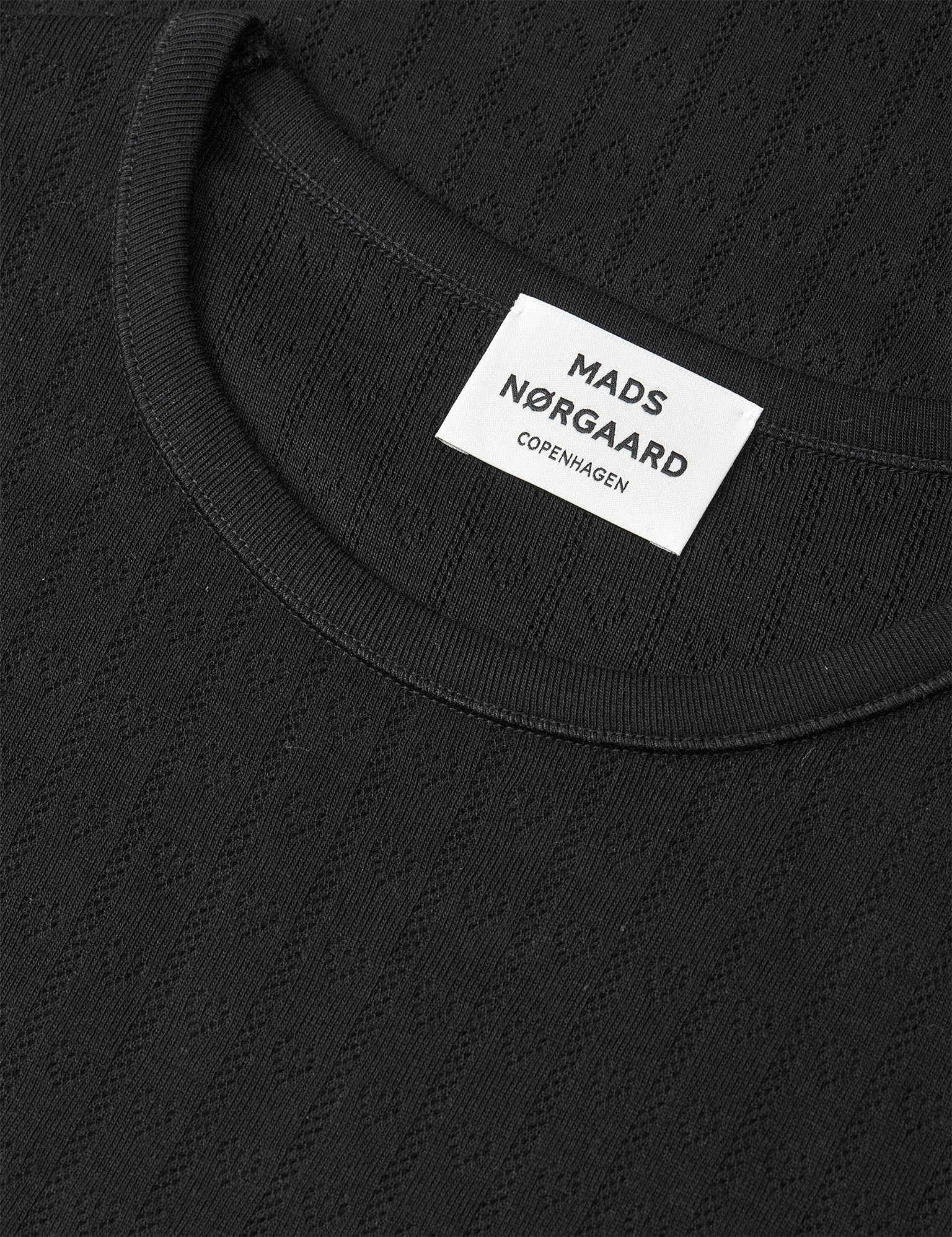Pointella Trixy Tee, Black - Image 4