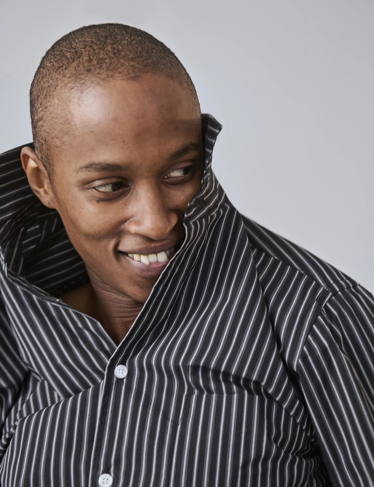 Prime Cotton Poplin Sune Shirt, Black/White/Asphalt ST. - Image 5