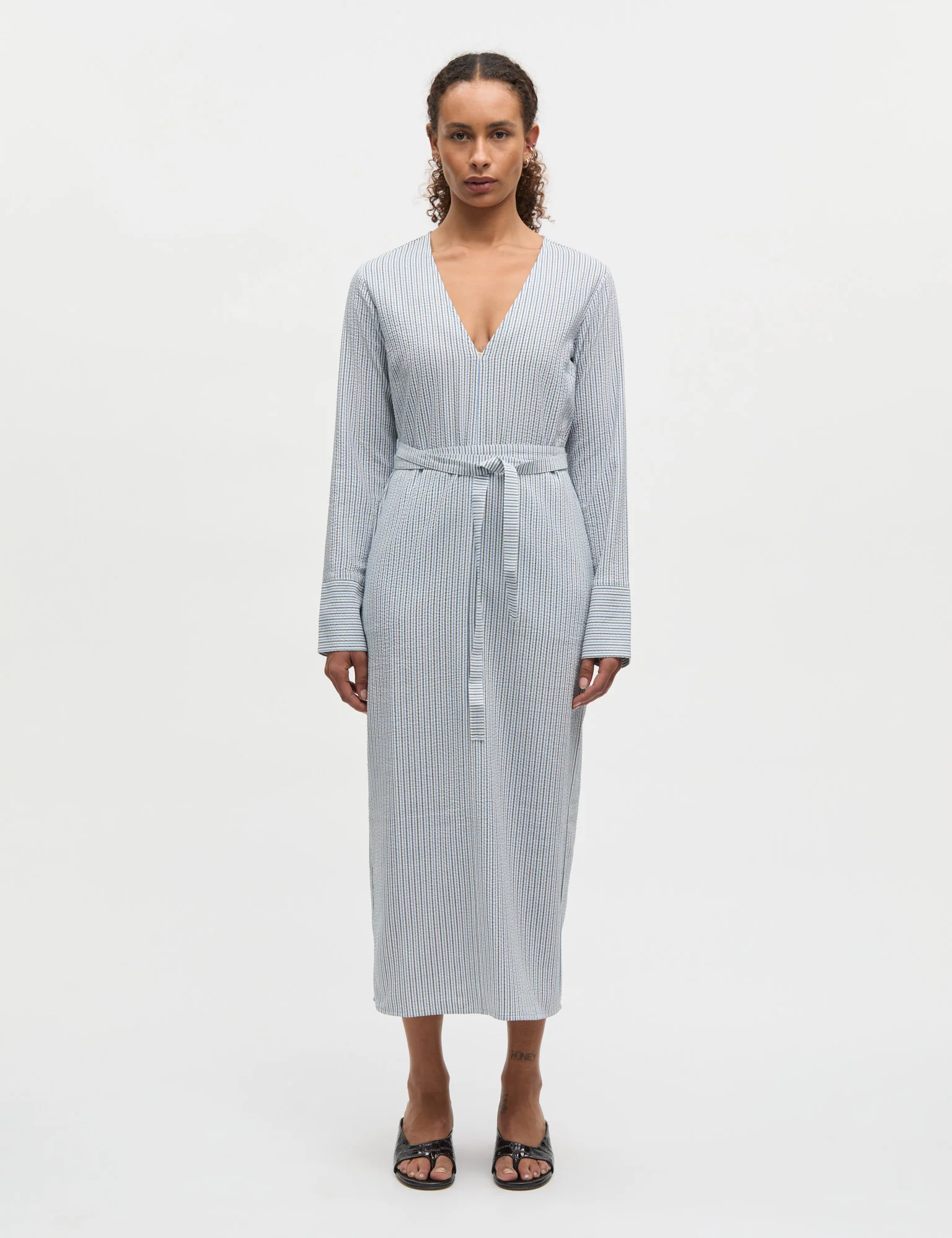 Soft Crease Oda Dress, Sky Captain/Bright Cobalt/Vani - Image 2