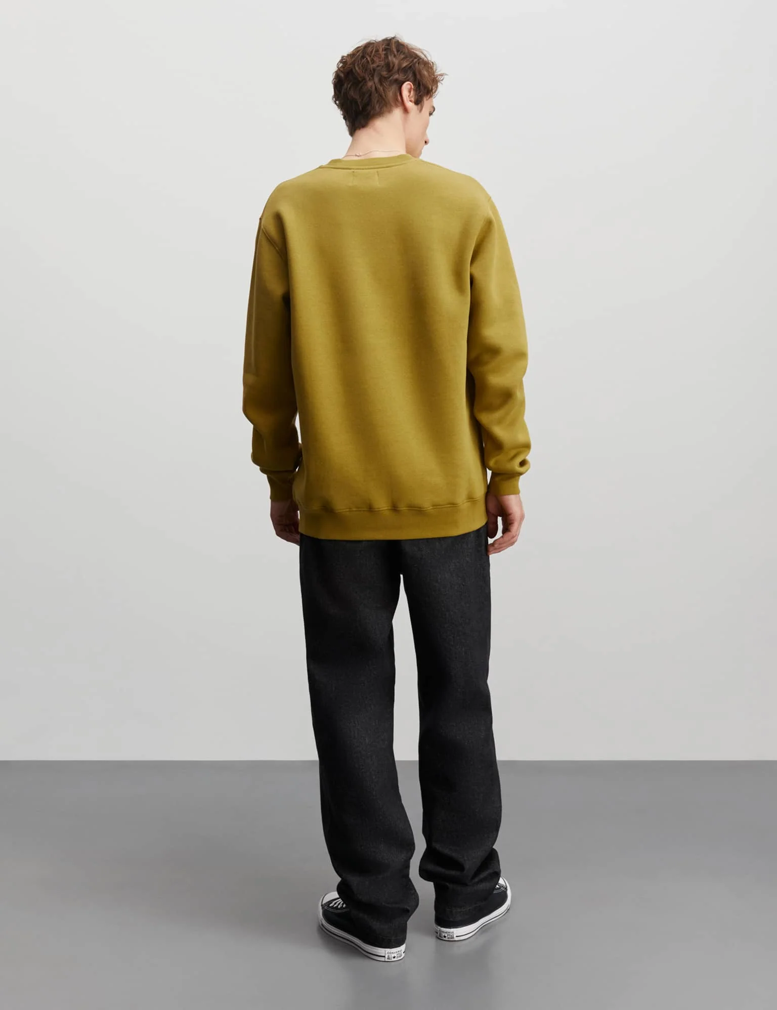 Standard Crew Logo Sweat, Willow - Image 4